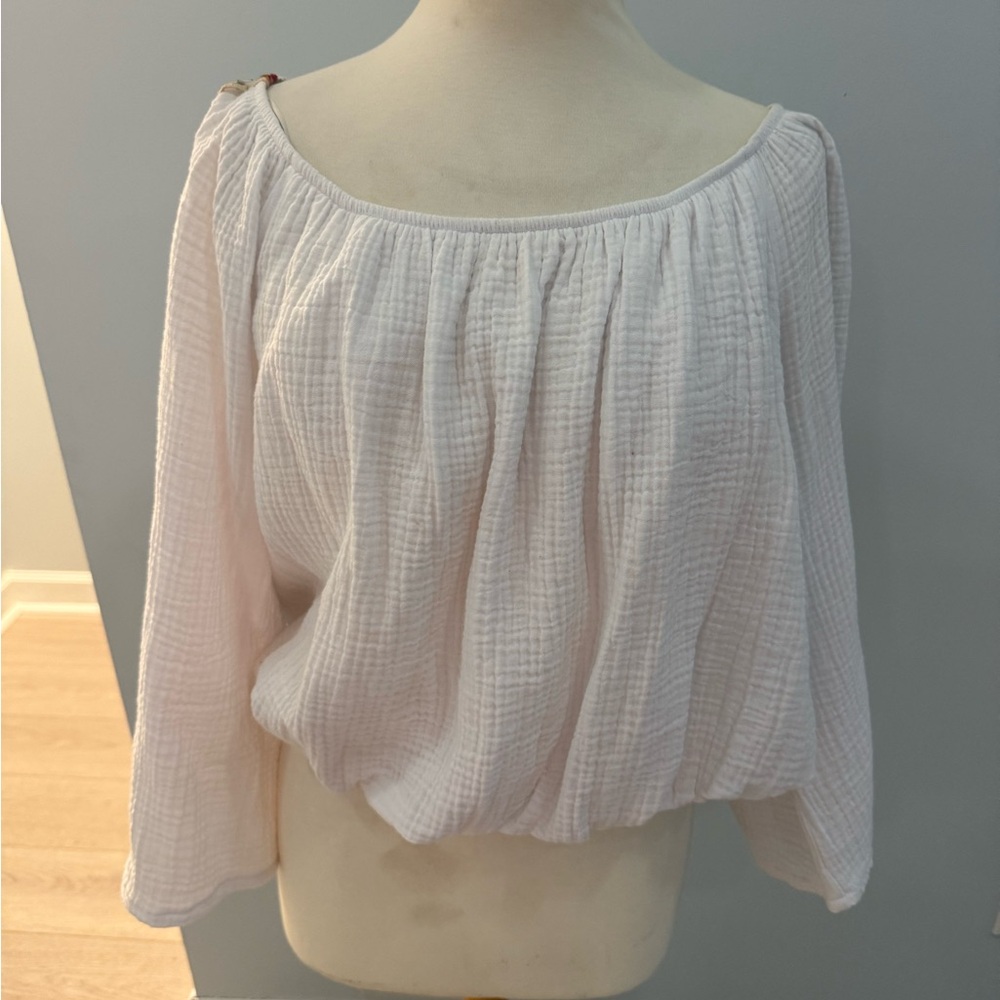 Mi Ami White Gauze Off-Shoulder Peasant Blouse